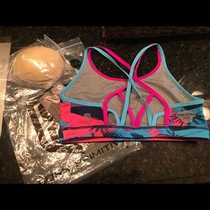 NWT Born Primitive  Wodapalooza sports Bra Medium